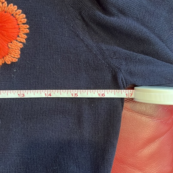 Tabitha Embroidered Sweater sz S - Picture 5 of 6